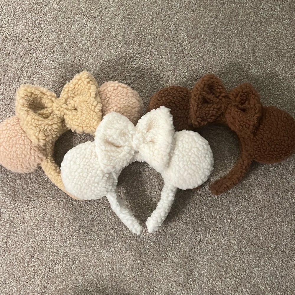 3 Disney fluffy Mickey ears